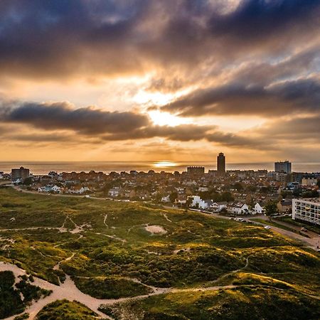Studio Tara At The Beach With Private Parking Zandvoort Extérieur photo