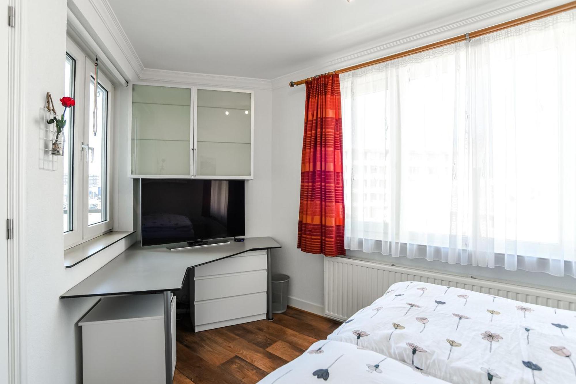 Studio Tara At The Beach With Private Parking Zandvoort Extérieur photo